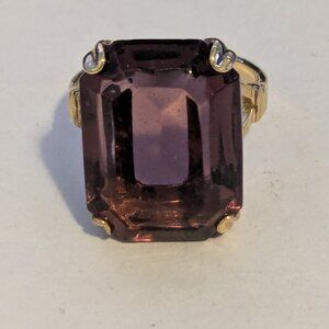 Vintage AVON Simulated Amethyst & Gold Tone Ring Size 8